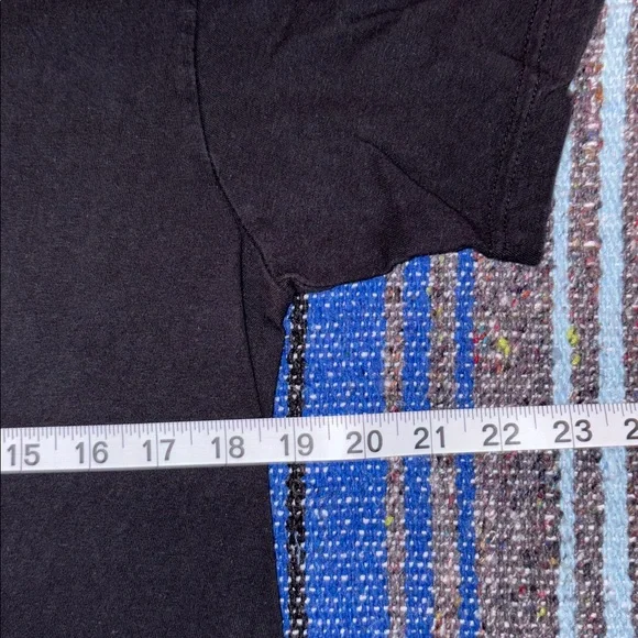 Roger Waters 2022 Tour Concert Tee Shirt - Picture 8 of 9